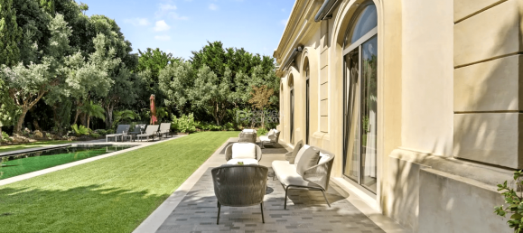 6 bedrooms Villa in Cascais, Portugal No. 94919 14