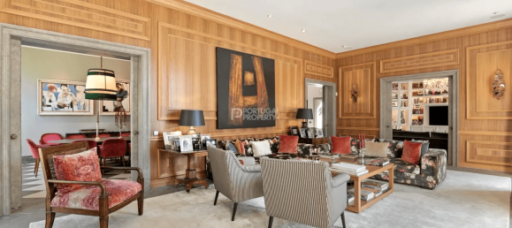 6 bedrooms Villa in Cascais, Portugal No. 94919 39