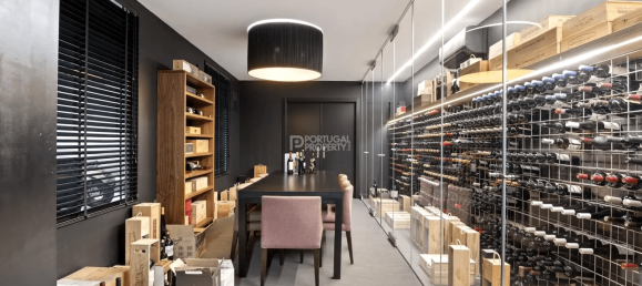 6 bedrooms Villa in Cascais, Portugal No. 94919 27