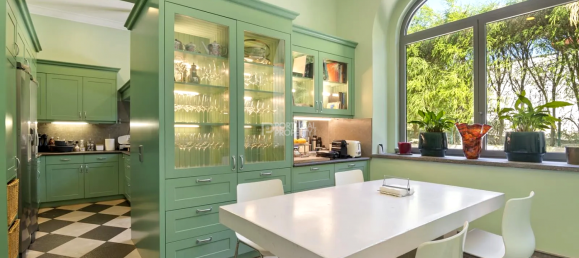 6 bedrooms Villa in Cascais, Portugal No. 94919 35