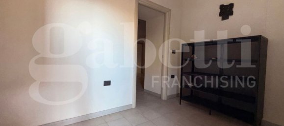 82m² Commercial property in Scafati, Italy No. 159926 15