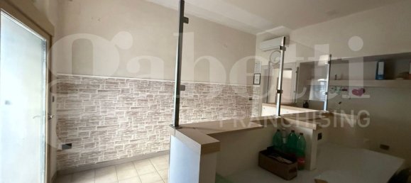 82m² Commercial property in Scafati, Italy No. 159926 9