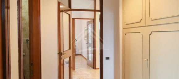 7غرفة شقة في Reggio Emilia, Italy رقم 15345 10