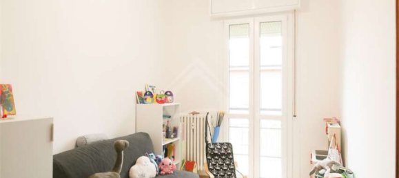 7غرفة شقة في Reggio Emilia, Italy رقم 15345 18