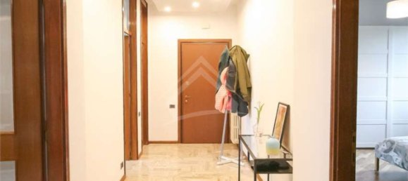 7غرفة شقة في Reggio Emilia, Italy رقم 15345 36