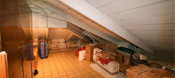 7غرفة شقة في Reggio Emilia, Italy رقم 15345 23