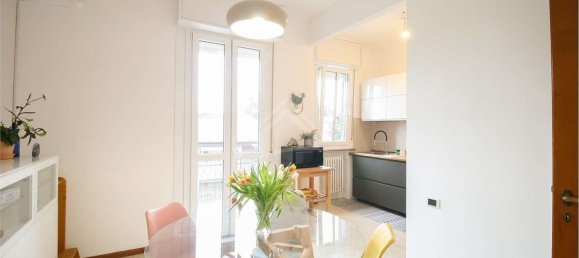 7غرفة شقة في Reggio Emilia, Italy رقم 15345 6