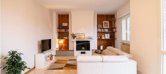 7غرفة شقة في Reggio Emilia, Italy رقم 15345 31