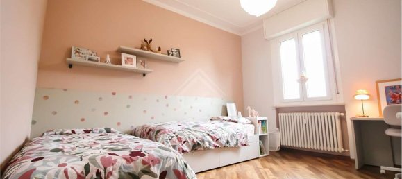 7غرفة شقة في Reggio Emilia, Italy رقم 15345 14