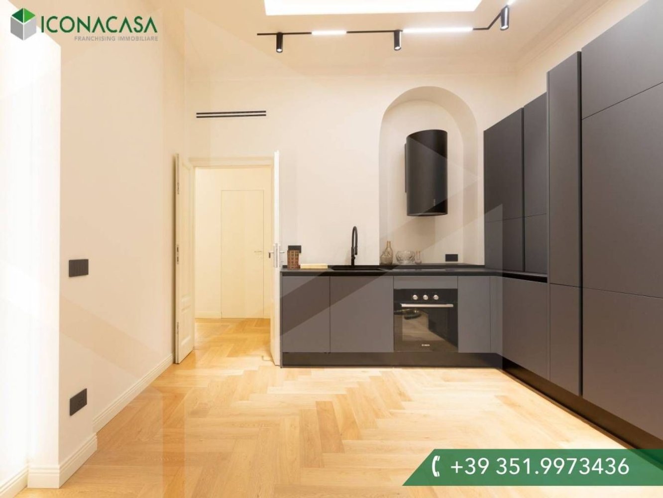 2 rooms Apartment in Milan, Italy No. 336909