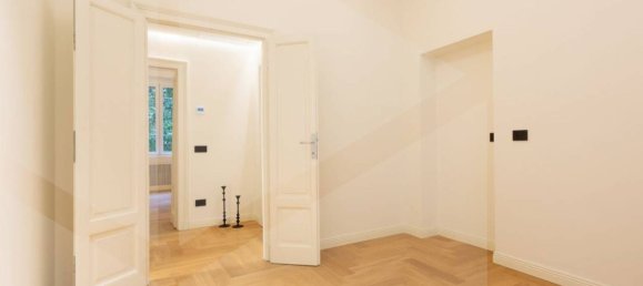 2 rooms Apartment in Milan, Italy No. 336909 16