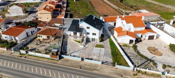 11 Schlafzimmer Haus in Atouguia da Baleia, Portugal, Nr. 136152 8