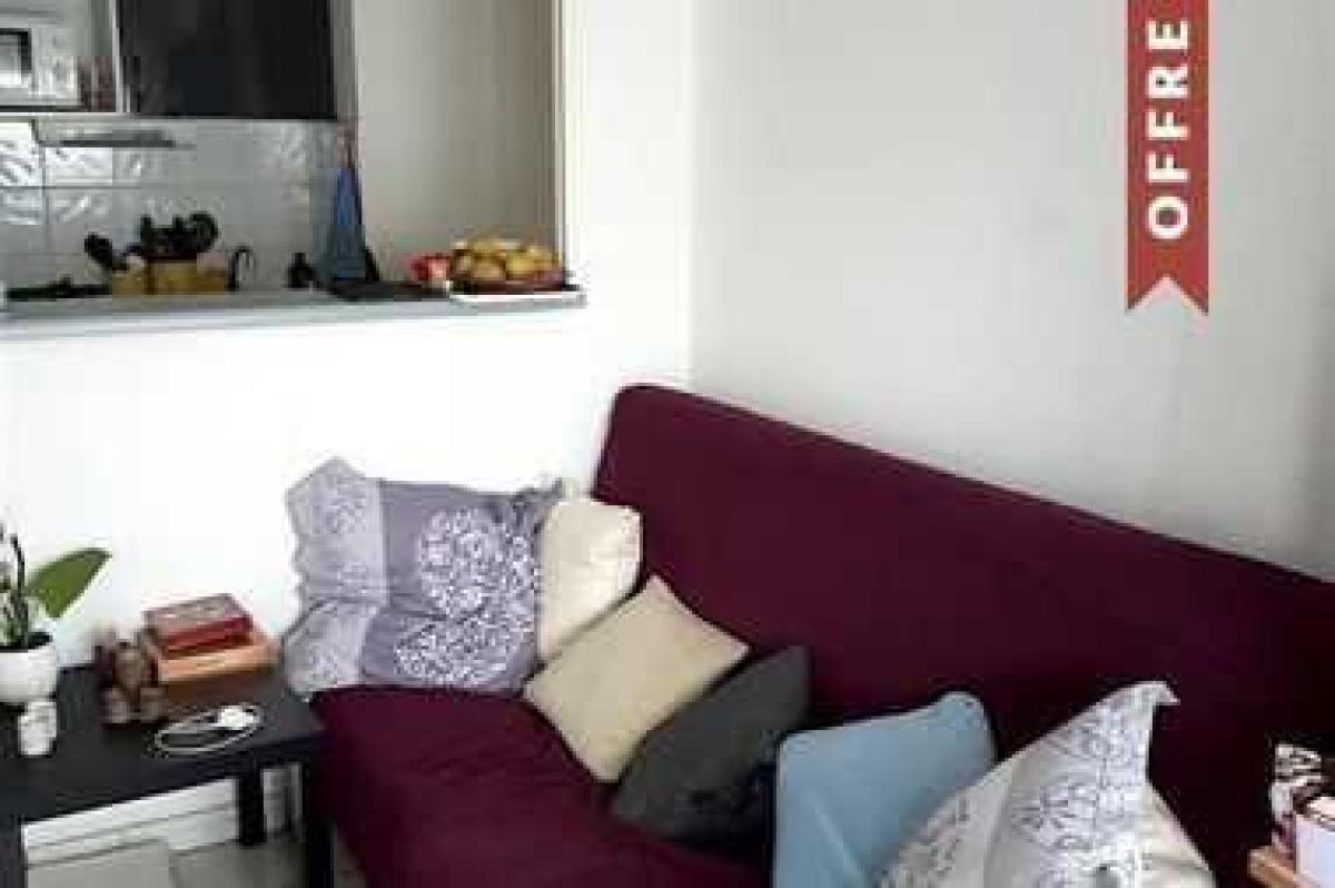 Studio-Eigentumswohnung in Bron, France, Nr. 35241