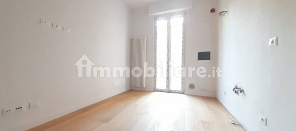 2 bedrooms Apartment in Florence, Italy No. 10796 5
