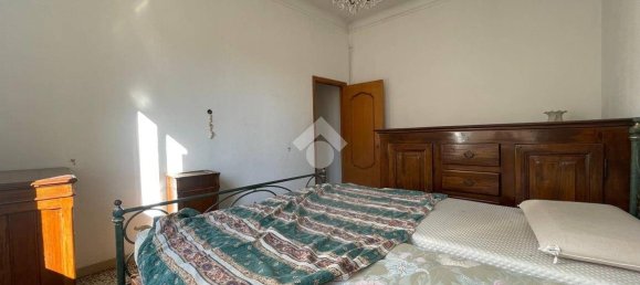 3 Schlafzimmer Wohnung in Genoa, Italy, Nr. 35858 28