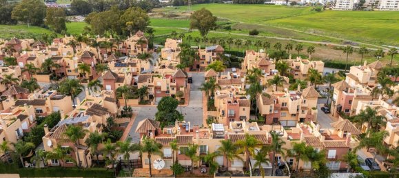 4 bedrooms Townhouse in Marbella, Spain No. 37139 17