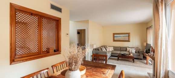 4 bedrooms Townhouse in Marbella, Spain No. 37139 5