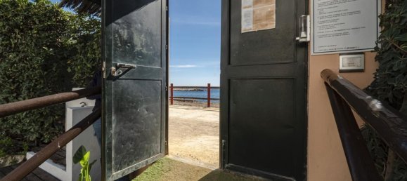 Apartamento de 2 dormitorios en Marbella, Spain No. 95547 33