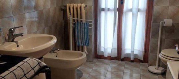 5-salle Appartement à Montegrosso d'Asti, Italy No. 104056 18