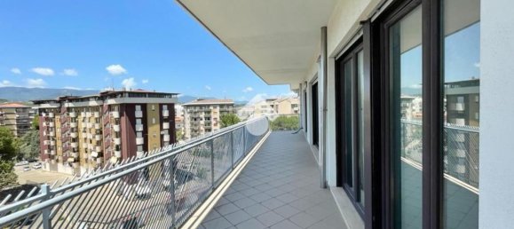 3 bedrooms Apartment in Rende, Italy No. 362502 6