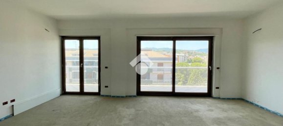3 bedrooms Apartment in Rende, Italy No. 362502 3