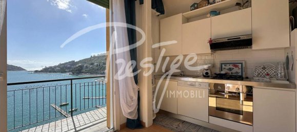 Квартира с 1 спальней в Портовенере, Италия № 154081 6