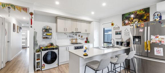 3 غرف نوم تاون هاوس في Cranbourne West, Australia رقم 439 9