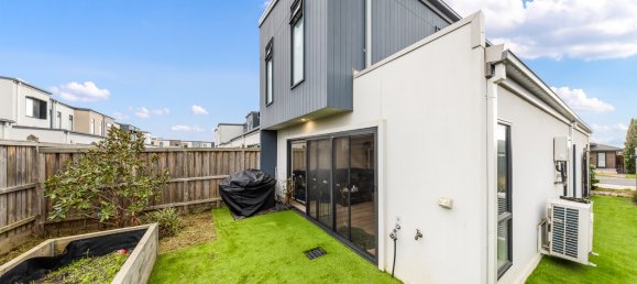 3 غرف نوم تاون هاوس في Cranbourne West, Australia رقم 439 7