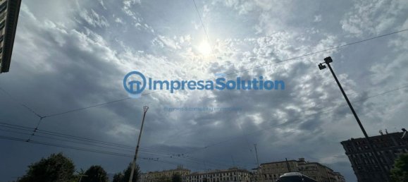 27m² Commercial property in Naples, Italy No. 338517 4