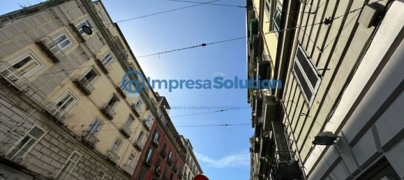 27m² Commercial property in Naples, Italy No. 338517 13