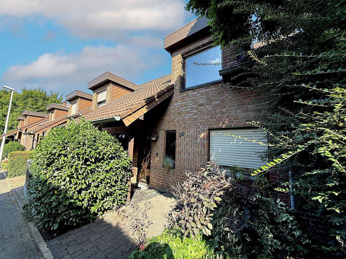 Moradia em banda de 5 divisões em Monchengladbach, Germany N.º 303729