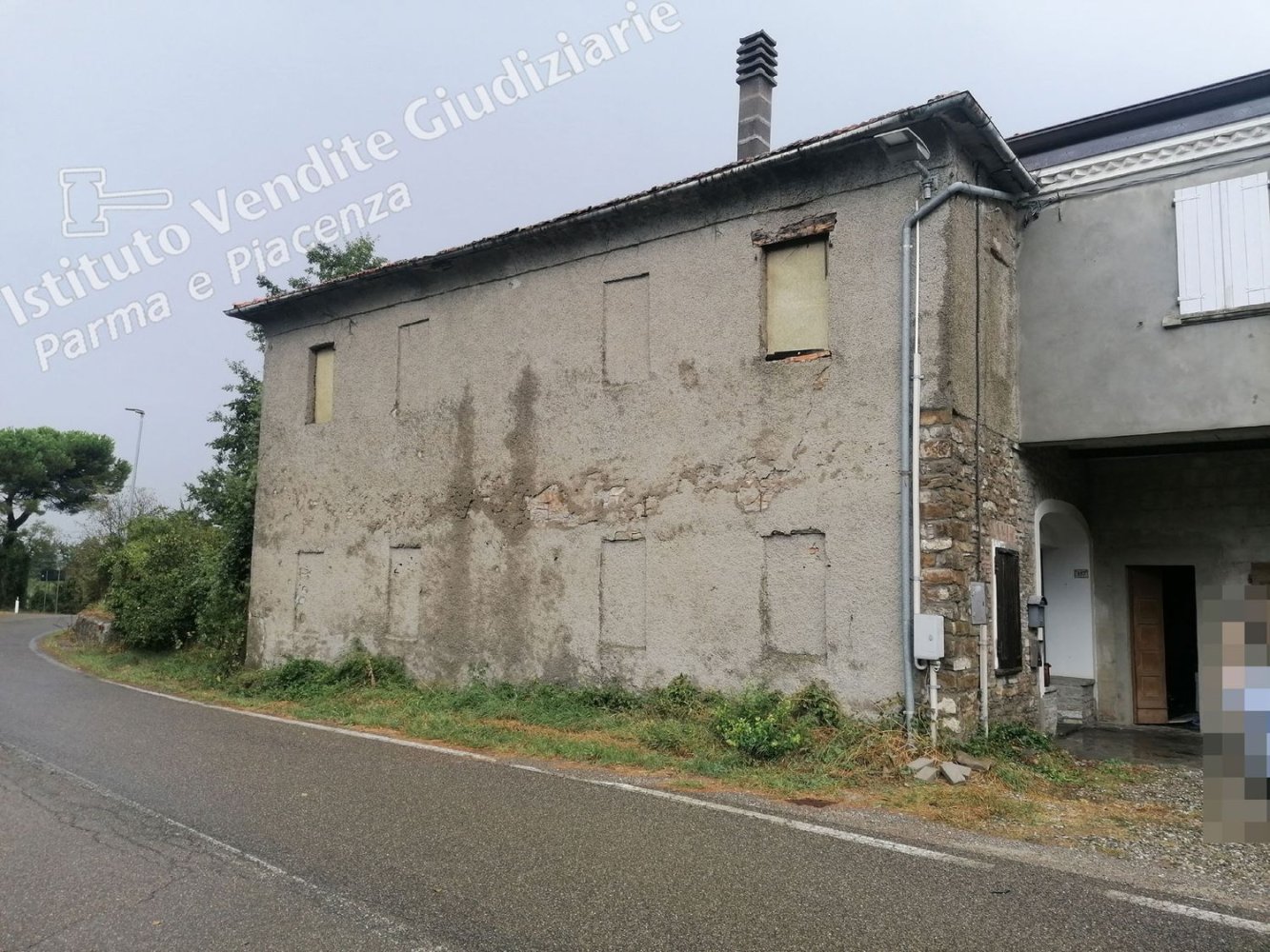 5 rooms Apartment in Terenzo, Italy No. 204636