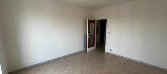 2 bedrooms Apartment in Turin, Italy No. 359105 6