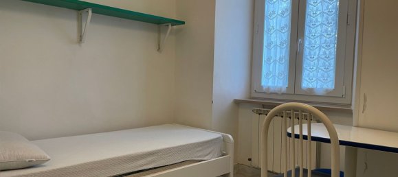 3 rooms Apartment in Camerino, Italy No. 115683 15