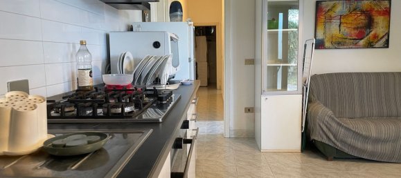 3 rooms Apartment in Camerino, Italy No. 115683 20