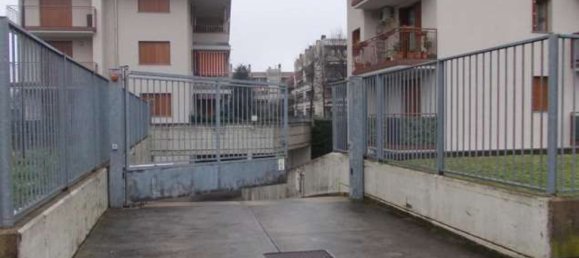 2غرفة شقة في Limbiate, Italy رقم 290868 2