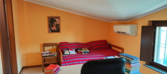 4 bedrooms House in Cologno Monzese, Italy No. 326556 11