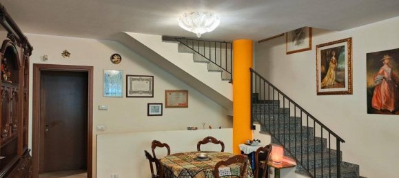 4 bedrooms House in Cologno Monzese, Italy No. 326556 6