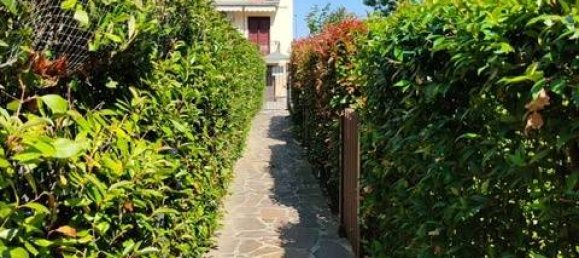 4 bedrooms House in Cologno Monzese, Italy No. 326556 32