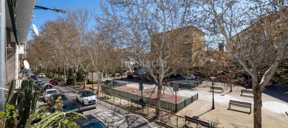 2 chambres Appartement à Granada, Spain No. 173848 3