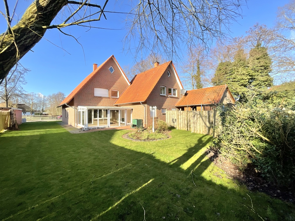 8 rooms Townhouse in Cloppenburg, Germany No. 187912