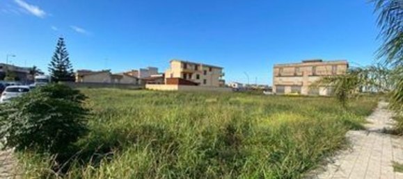 Grundstück in Castelvetrano, Italy 392m², Nr. 178019 8