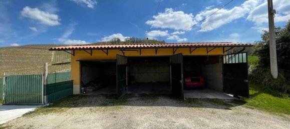 Дом с 5 комнатами в Санто Стефано Бельбо, Италия № 123975 3