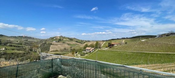 Дом с 5 комнатами в Санто Стефано Бельбо, Италия № 123975 20