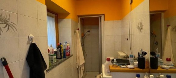 Дом с 5 комнатами в Санто Стефано Бельбо, Италия № 123975 15