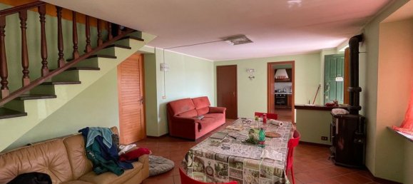 Дом с 5 комнатами в Санто Стефано Бельбо, Италия № 123975 8