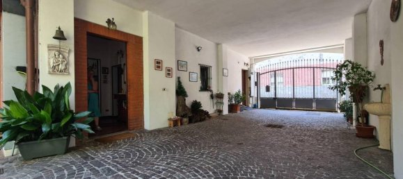 10 rooms Villa in Legnano, Italy No. 167147 6