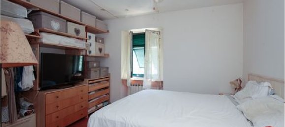 2 Schlafzimmer Haus in Genoa, Italy, Nr. 289495 12