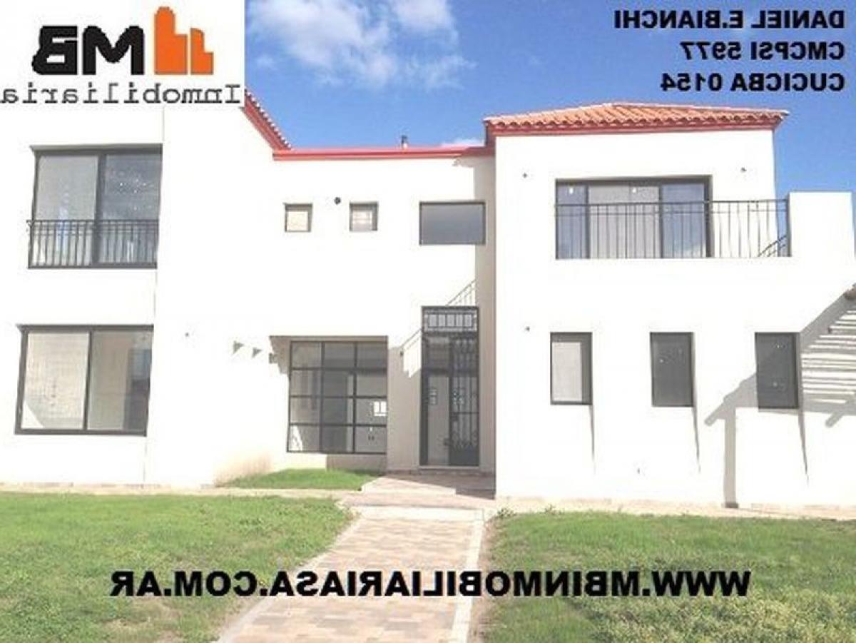 3 غرف نوم منزل في Escobar, Argentina رقم 72323