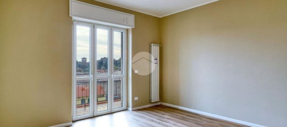 Apartamento de 3 dormitorios en Busto Arsizio, Italy No. 363473 10